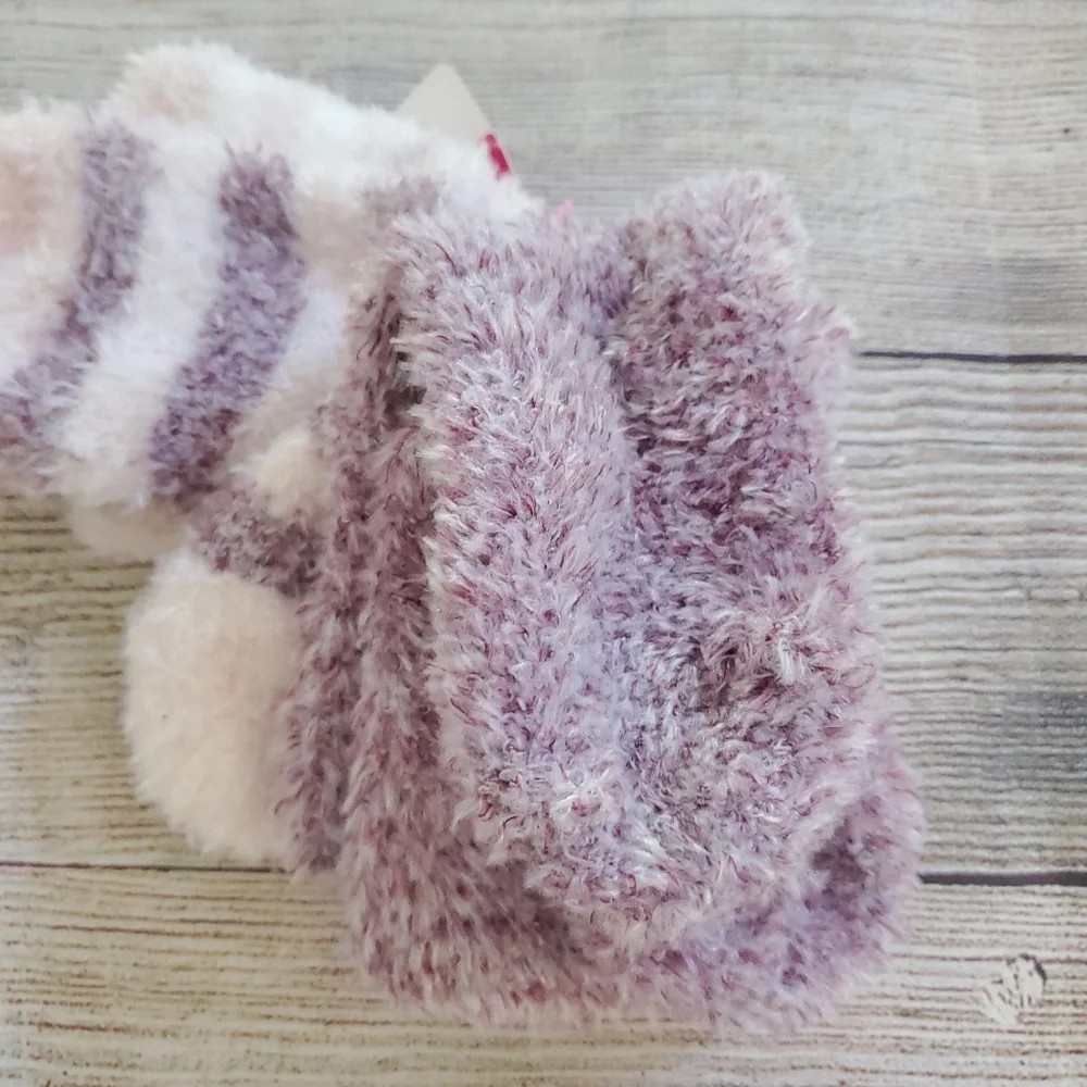 5/$20🌟NWT Set of 2 Pairs Fuzzy Lounge Socks